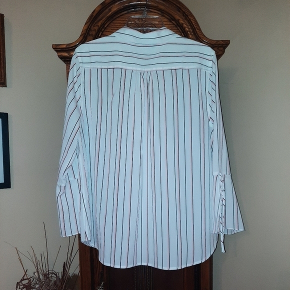 Roz & Ali  Women's Classy Button-down Blouse - Picture 2 of 3